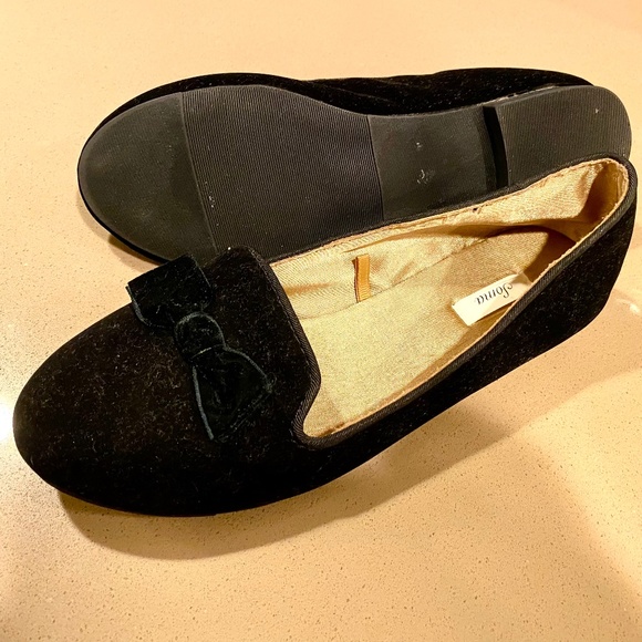 Soma Velvet Smoking Slippers-Size 5 - Picture 1 of 3